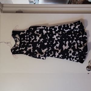 Banana Republic size 10 black and gray knee length dress